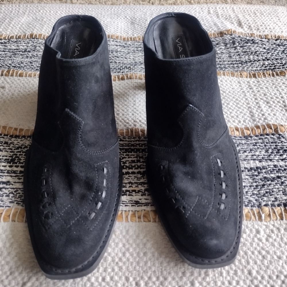 Italian Suede Via Spiga Shoes - Picture 2 of 11